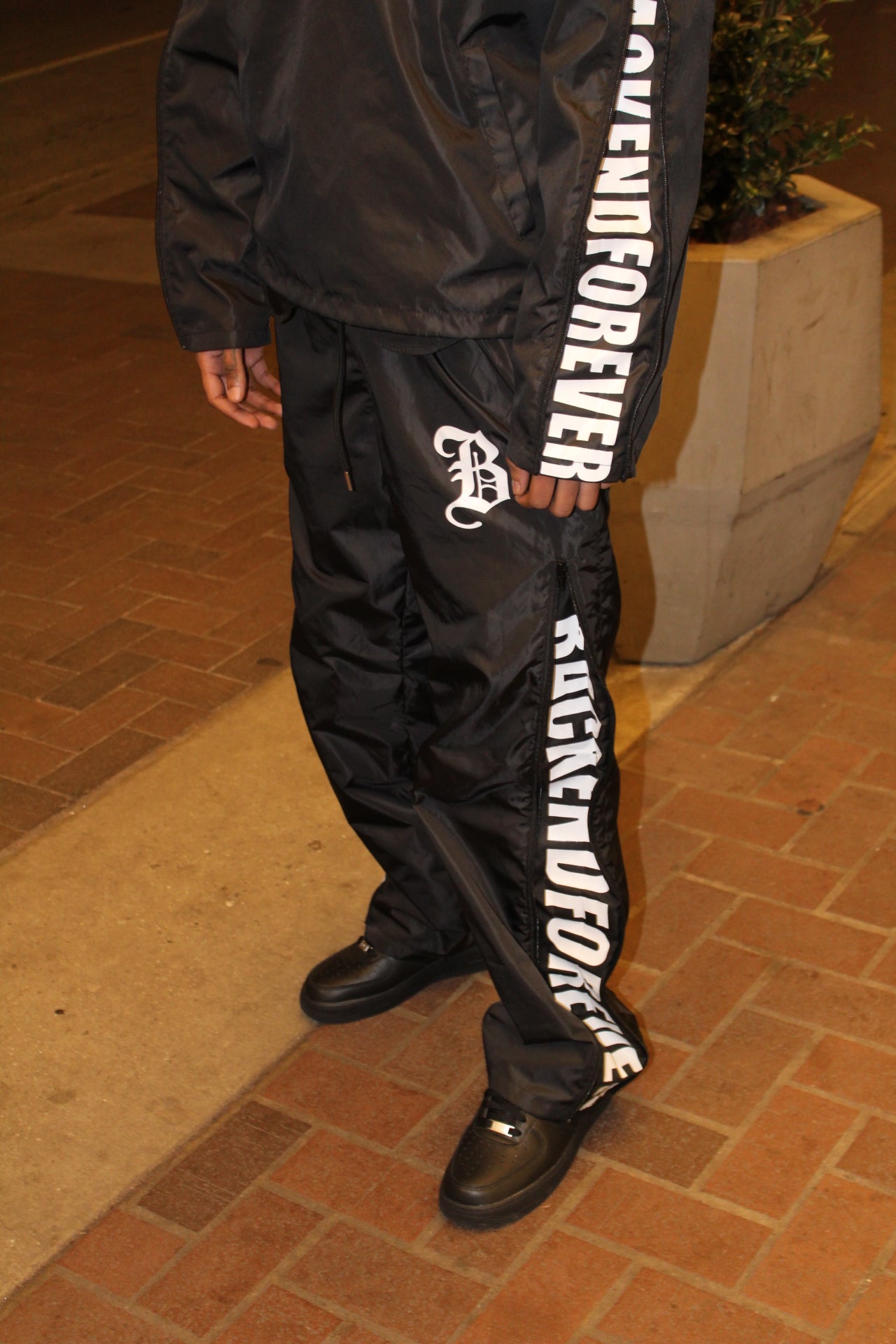 Blackout Windbreaker pants